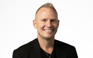Stefan Lundmark, Service- och teknikchef på Makab